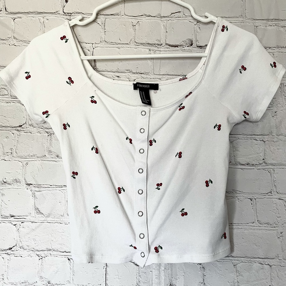 FOREVER 21- Cherry Crop Top